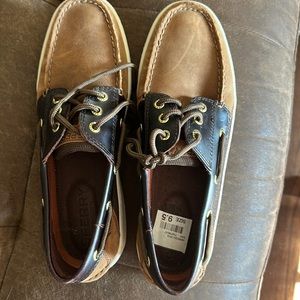 Men’s Sperry shoes